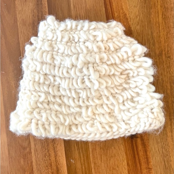Sheep Knit Hat - Picture 6 of 9